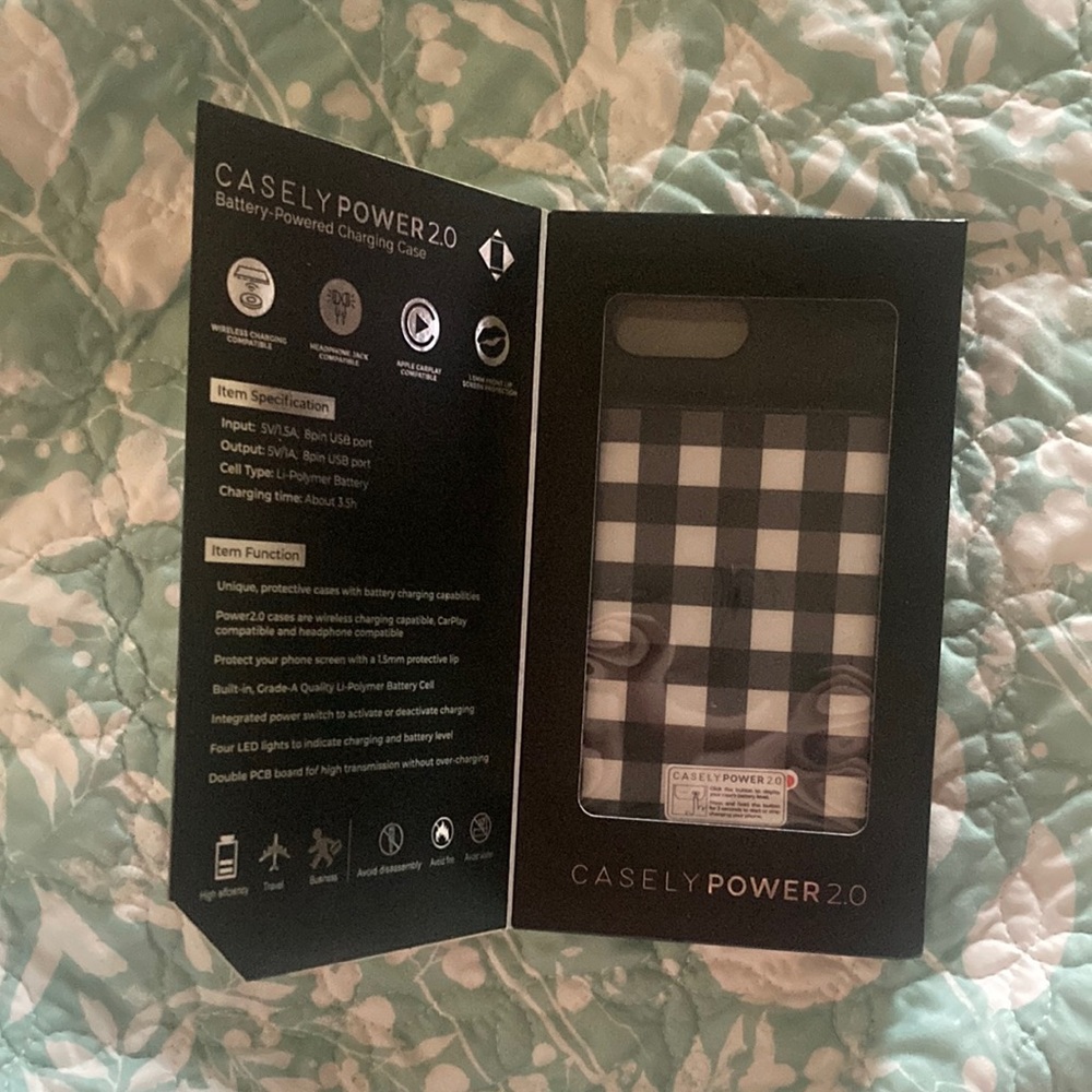Casely power 2.0 Battery-powered charging case for iPhone 6,7,8 plus.